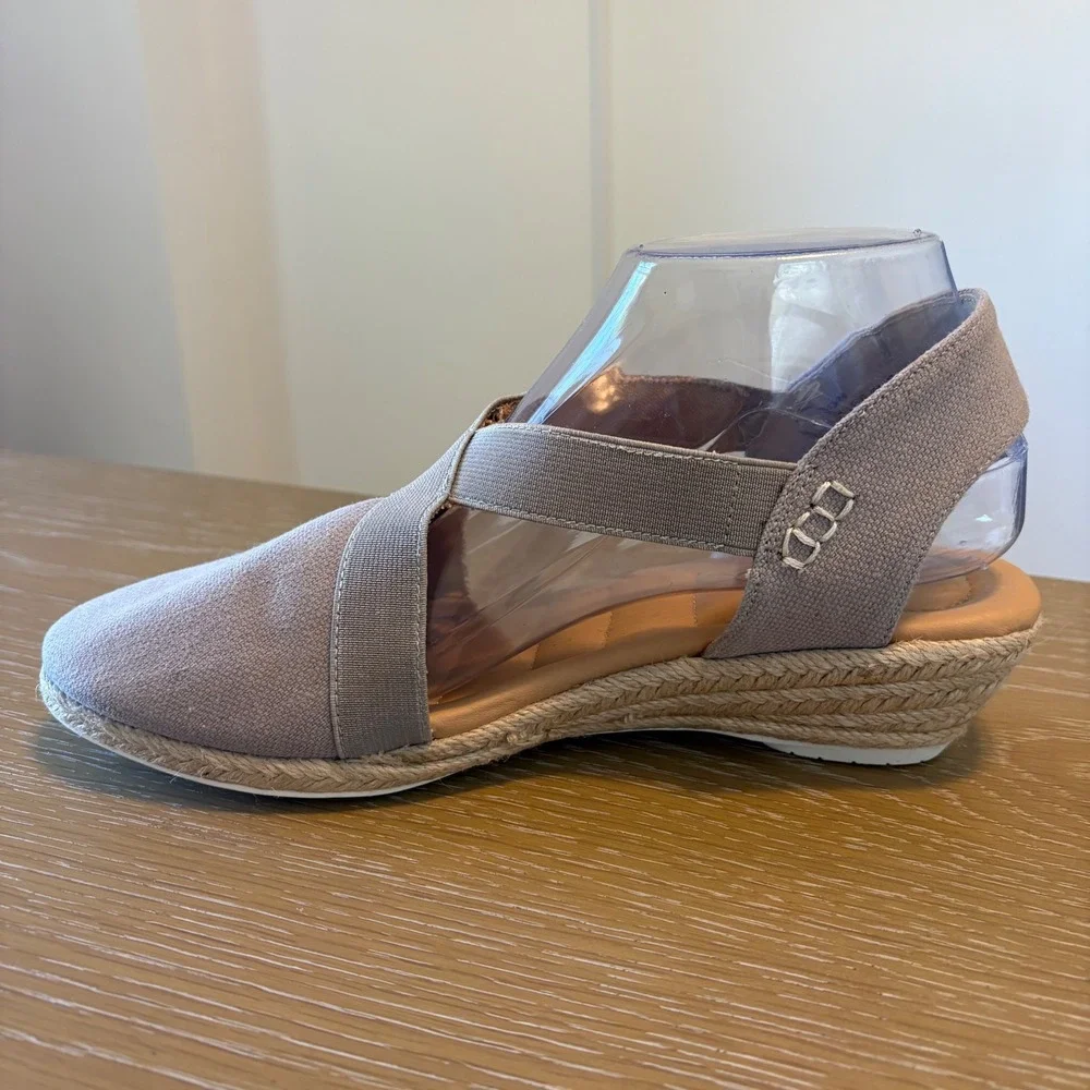 Me Too Nissa Mauve Espadrille Wedge Sandals Womens Size 8.5 Taupe Cross Strap‎